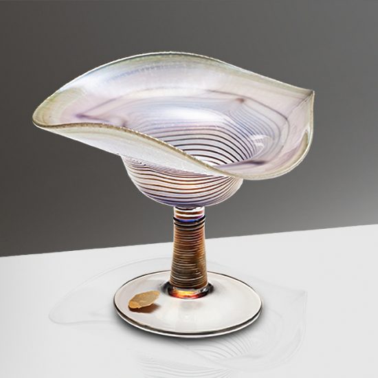Aufsatzschale aus der Serie „Poesie in Glas“